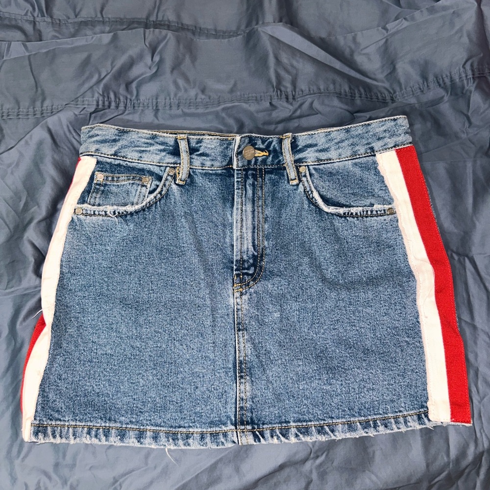 Zara Blue and Red Mini Skirt Casual